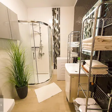 Visum Pool & Mamaia Nord 3* Năvodari