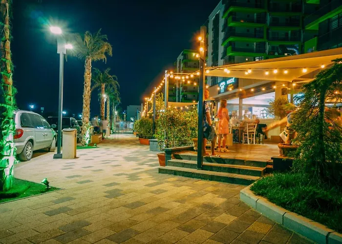 Апартаменты Visum Pool & Mamaia Nord Нэводари