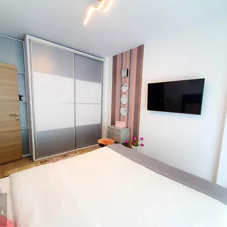 Visum Pool & Mamaia Nord 3* Năvodari