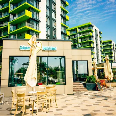 Visum Pool & Mamaia Nord Apartamento