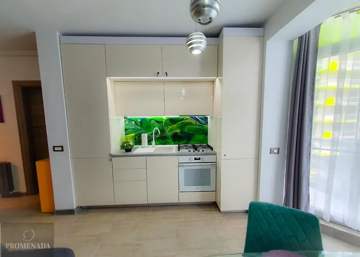 Visum Pool & Mamaia Nord 3* Năvodari