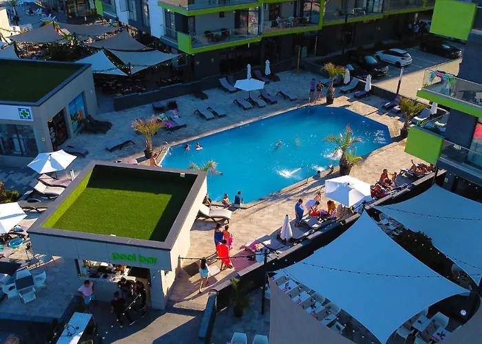 Visum Pool & Mamaia Nord 3*
